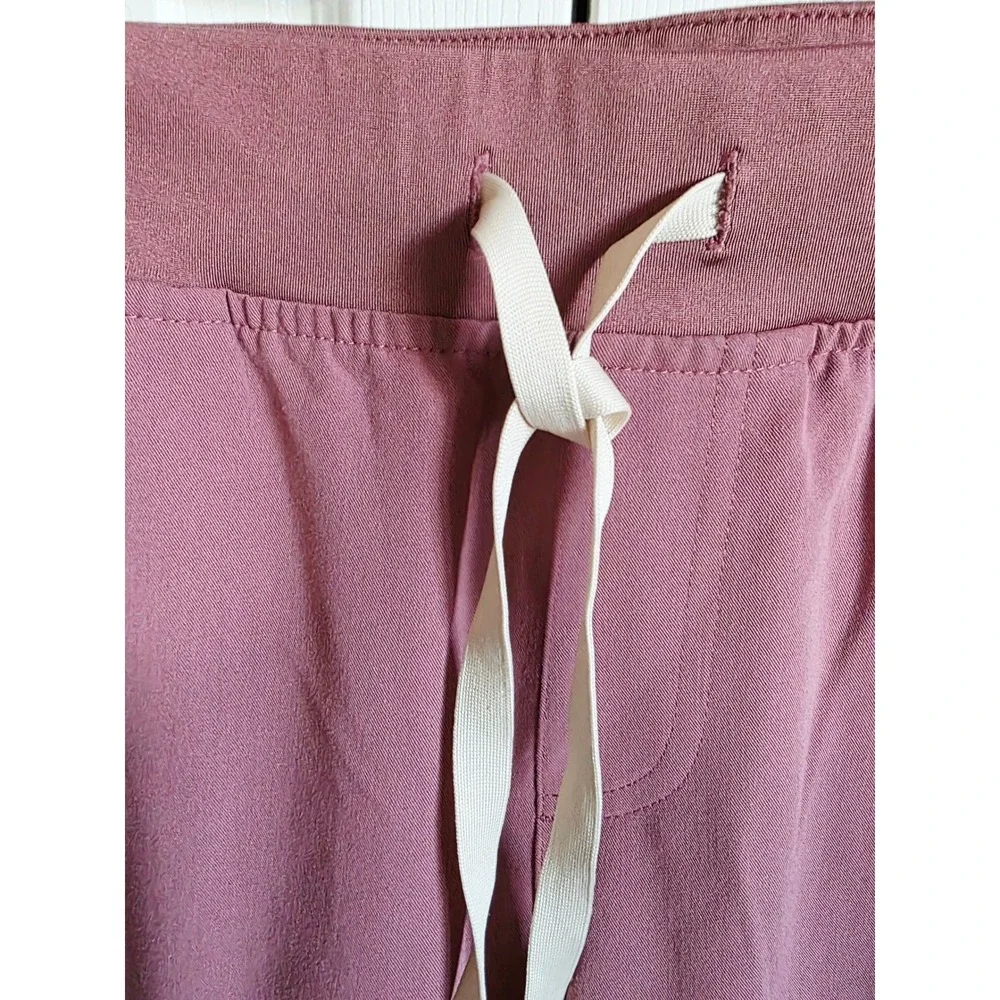 FIGS 18W‎ Zamora Jogger Scrub Pants Mauve Pink Unisex W18SW2005P Pockets